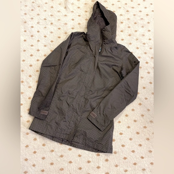 COLUMBIA - Picture 2 of 6